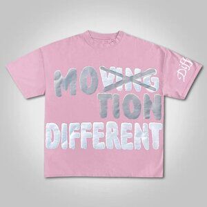 NEW Vintage Motion Different Graphic Short Sleeve T-Shirt in Pink Size S…